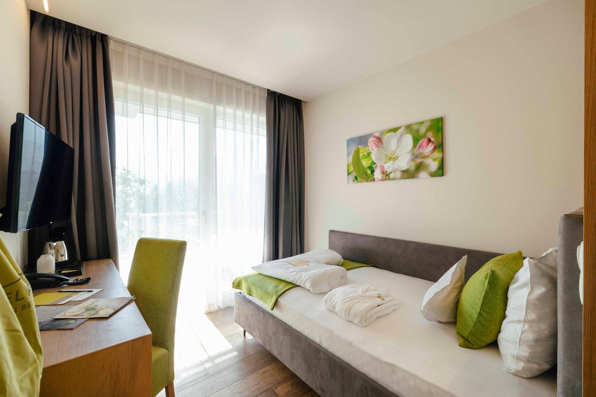 Hotel Pfeiss Lana Dış mekan fotoğraf