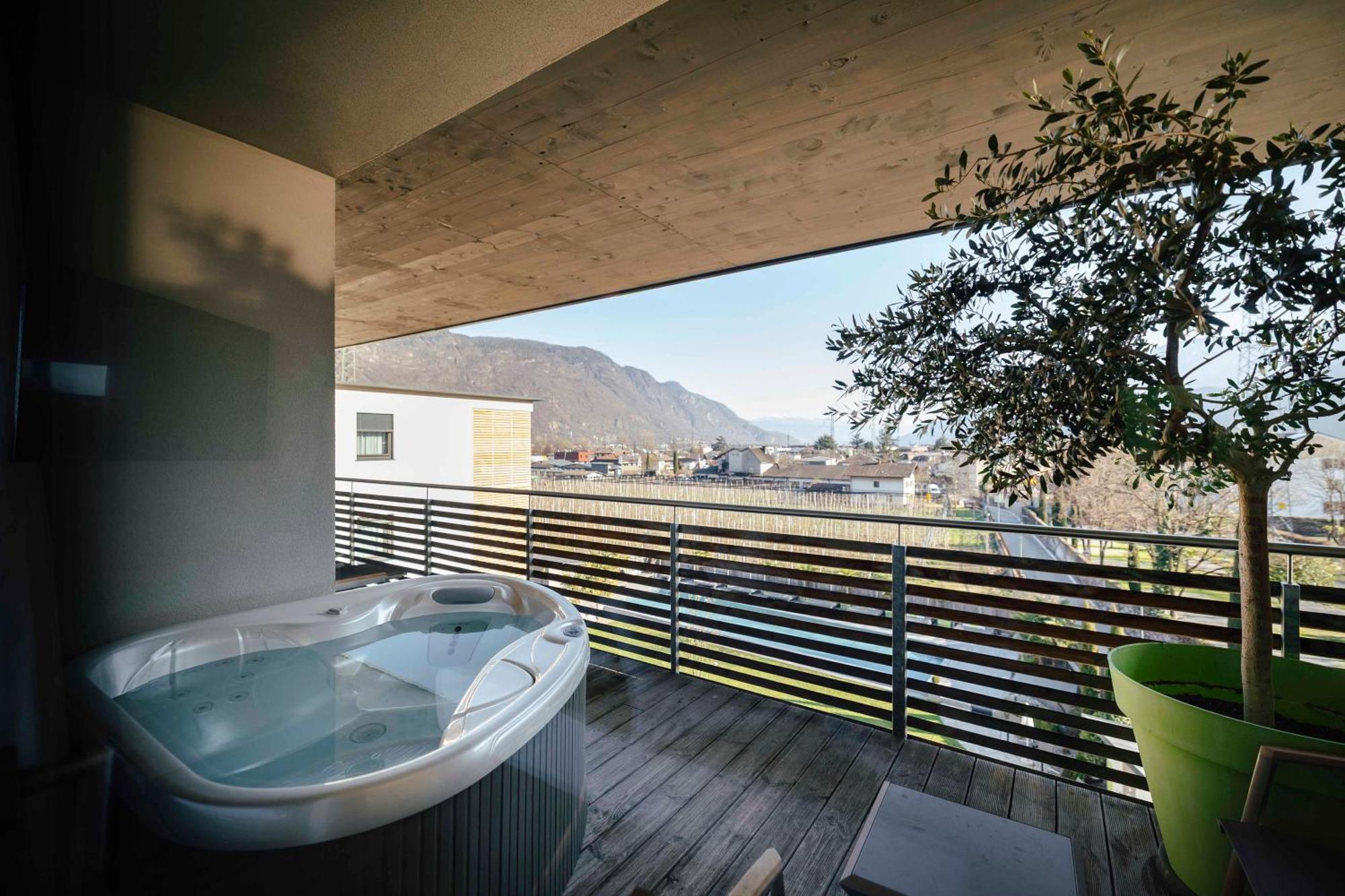 Hotel Pfeiss Lana Dış mekan fotoğraf